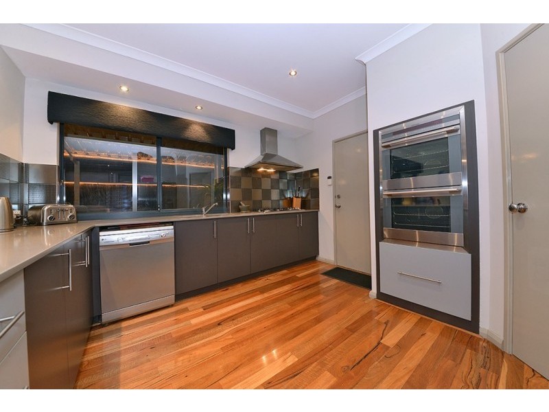 7 Naismith Road, Tapping WA 6065