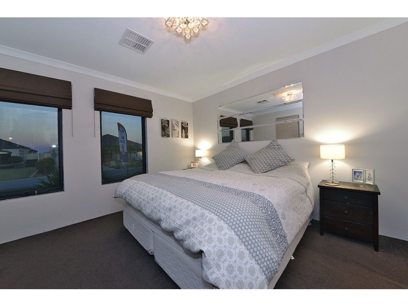 7 Naismith Road, Tapping WA 6065