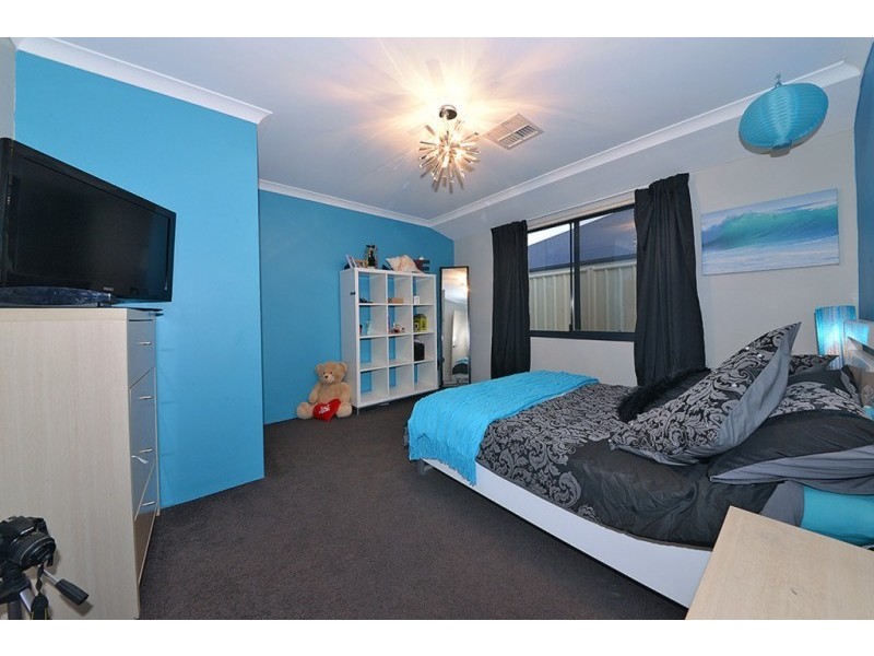 7 Naismith Road, Tapping WA 6065