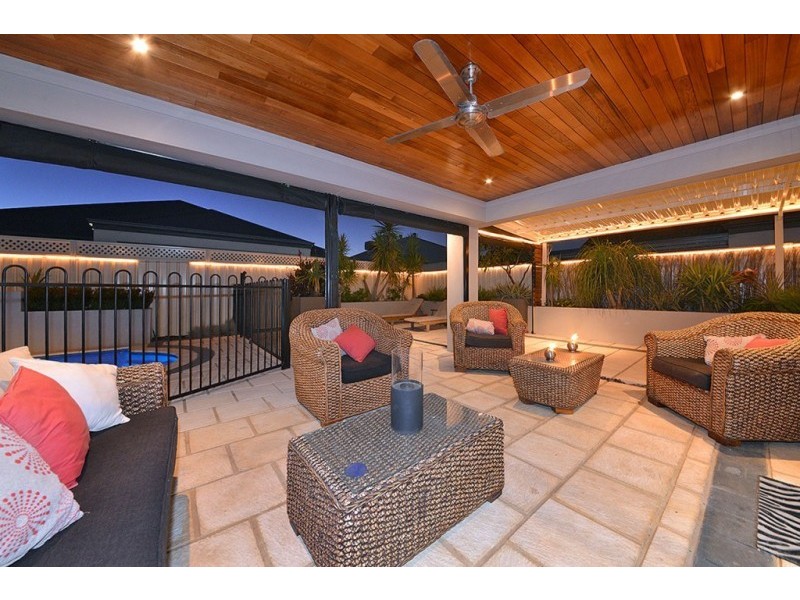 7 Naismith Road, Tapping WA 6065