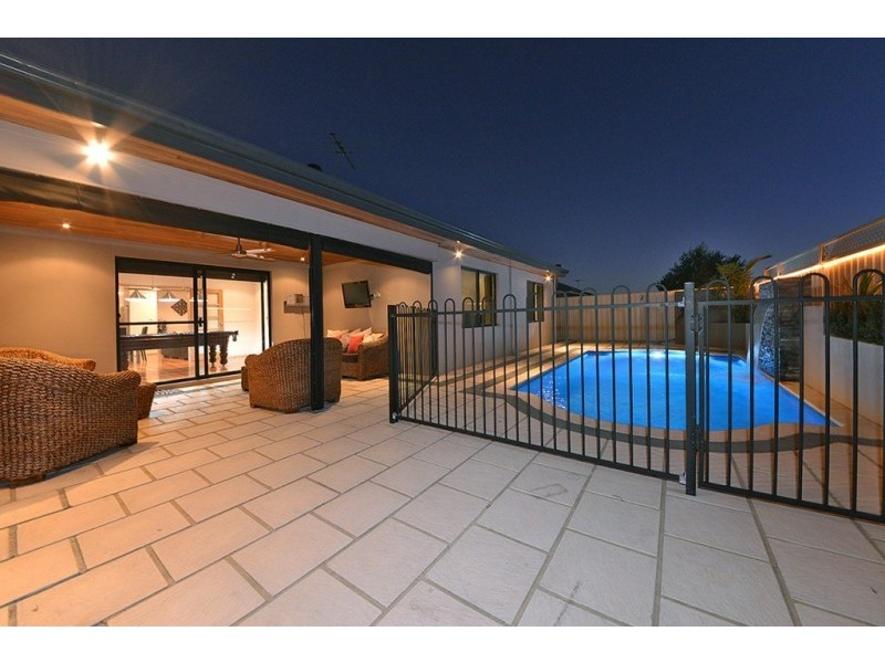 7 Naismith Road, Tapping WA 6065