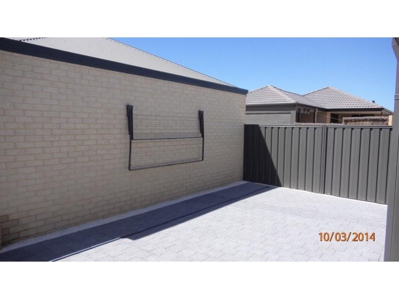 299 Camborne Parkway, Butler WA 6036