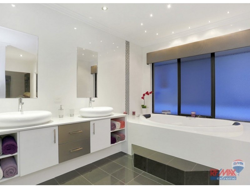 23 Beachside Drive, Burns Beach WA 6028