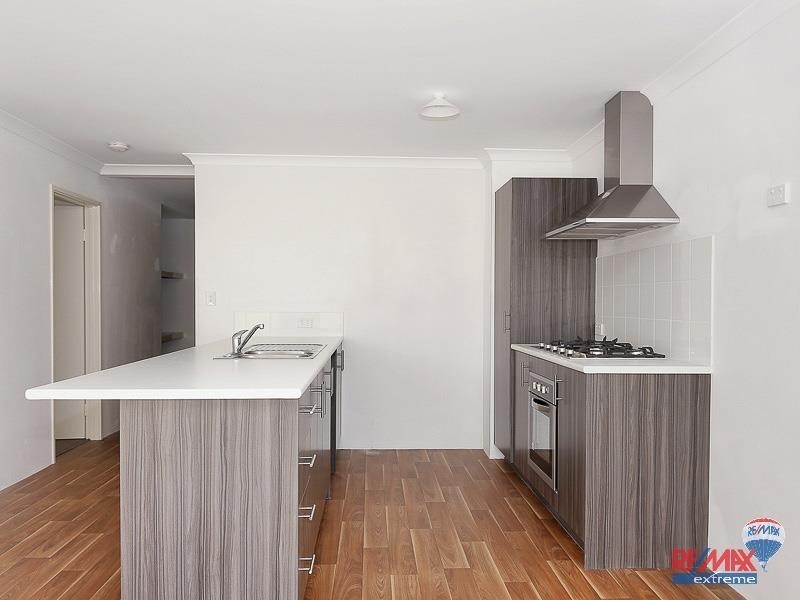 73 Cuddlepie Turn, Banksia Grove WA 6031