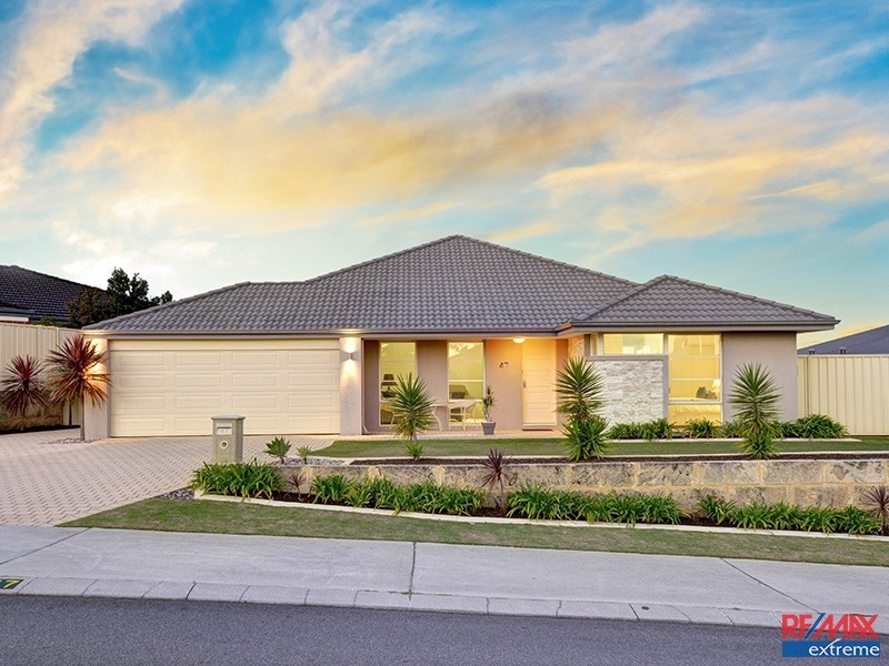 47 Abbey Green Rd, Banksia Grove WA 6031
