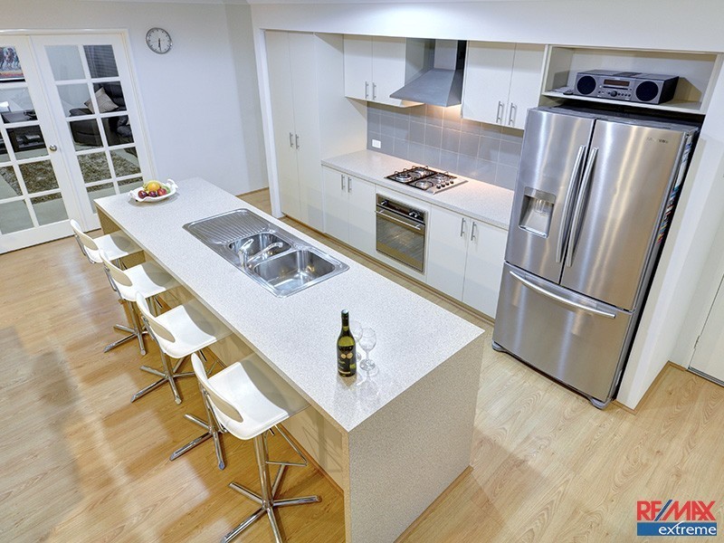 47 Abbey Green Rd, Banksia Grove WA 6031