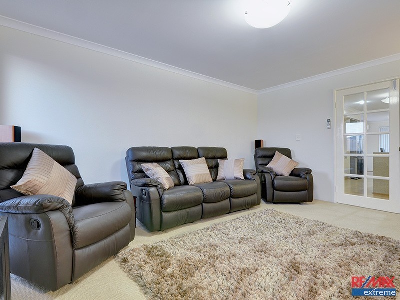 47 Abbey Green Rd, Banksia Grove WA 6031