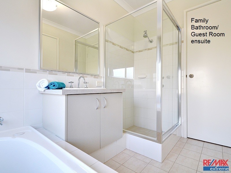 47 Abbey Green Rd, Banksia Grove WA 6031