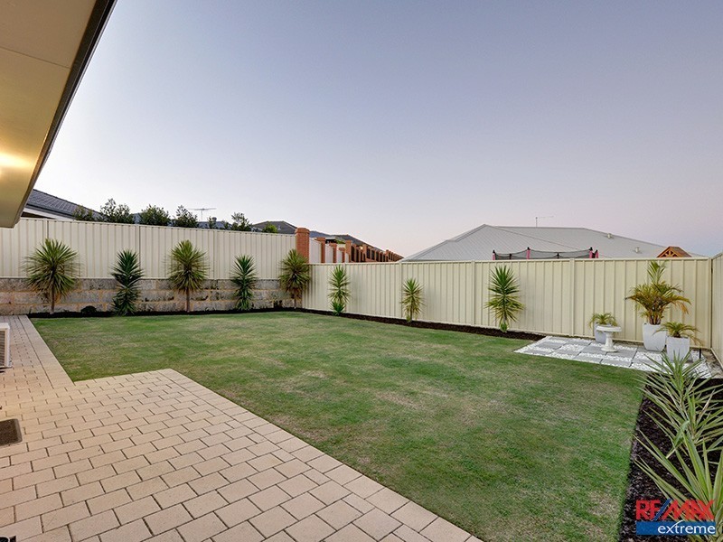 47 Abbey Green Rd, Banksia Grove WA 6031