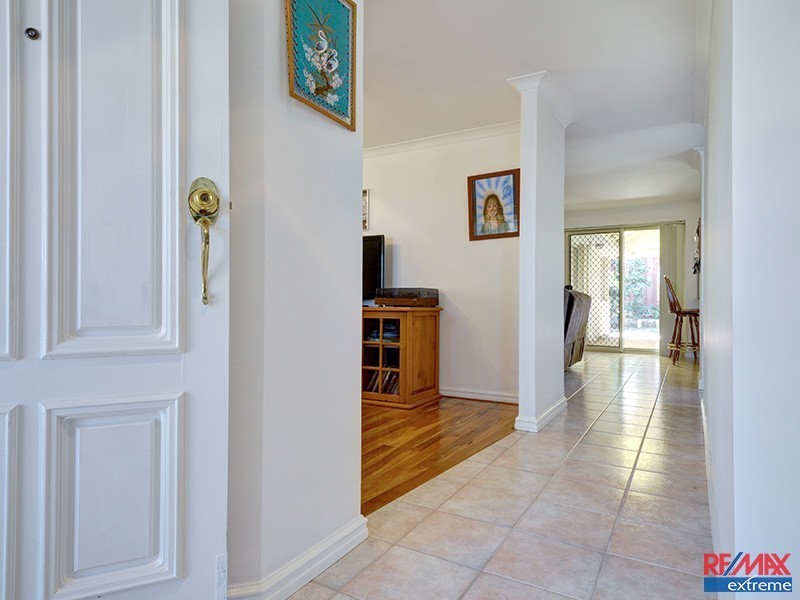 2 Engadine Way, Duncraig WA 6023