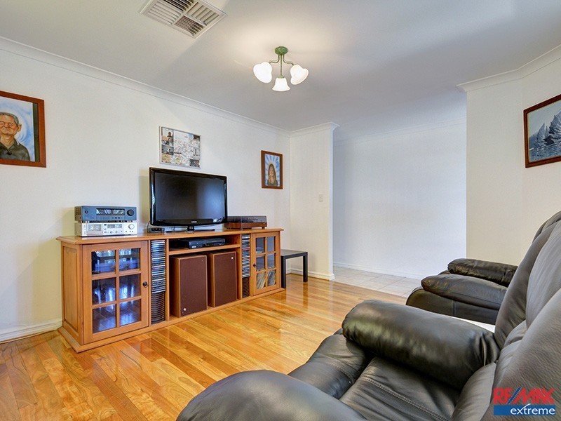 2 Engadine Way, Duncraig WA 6023