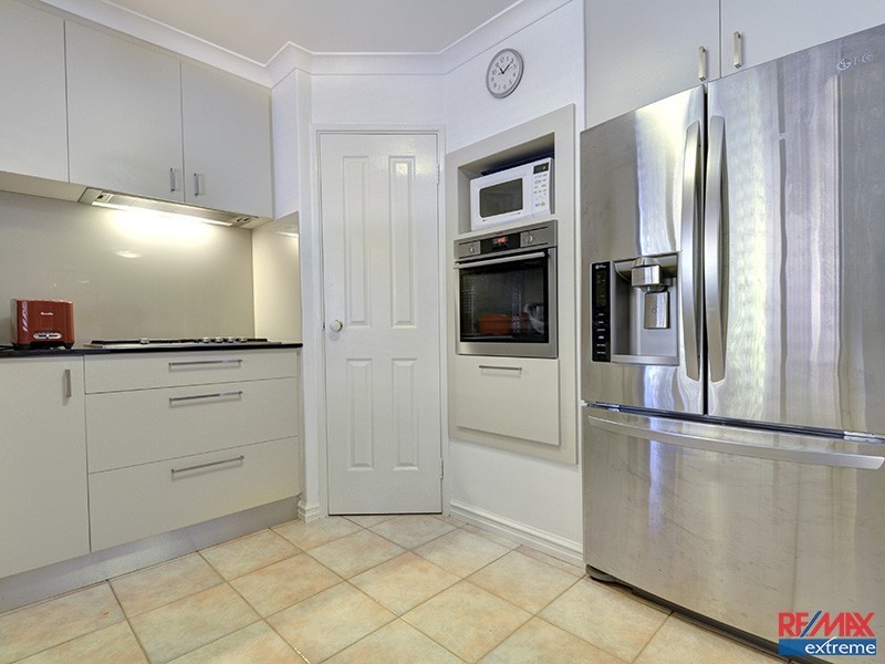 2 Engadine Way, Duncraig WA 6023