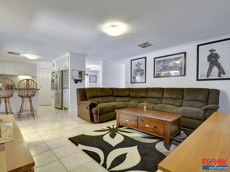 2 Engadine Way, Duncraig WA 6023