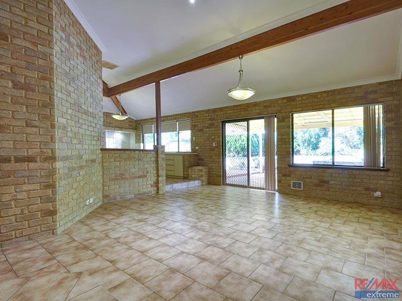 4 Manapouri Meander, Joondalup WA 6027