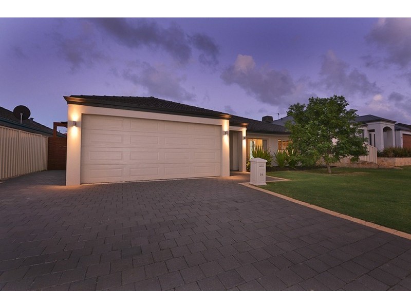 16 Kinta Way, Tapping WA 6065