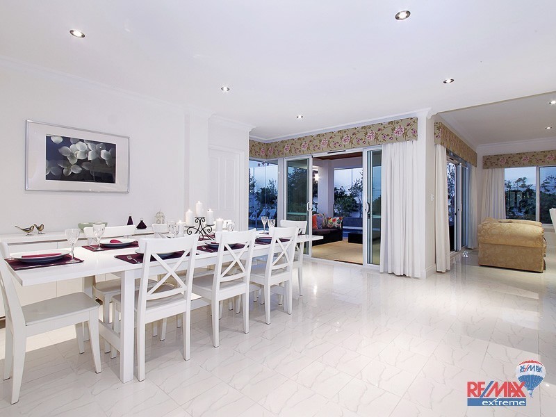 27 Cobia Vista, Yanchep WA 6035