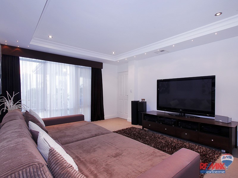 27 Cobia Vista, Yanchep WA 6035