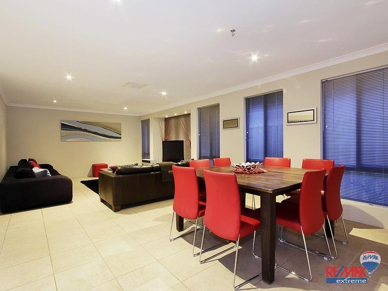 1 Dalry Cove, Butler WA 6036
