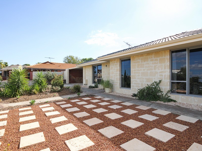 19 Chiton Place, Heathridge WA 6027