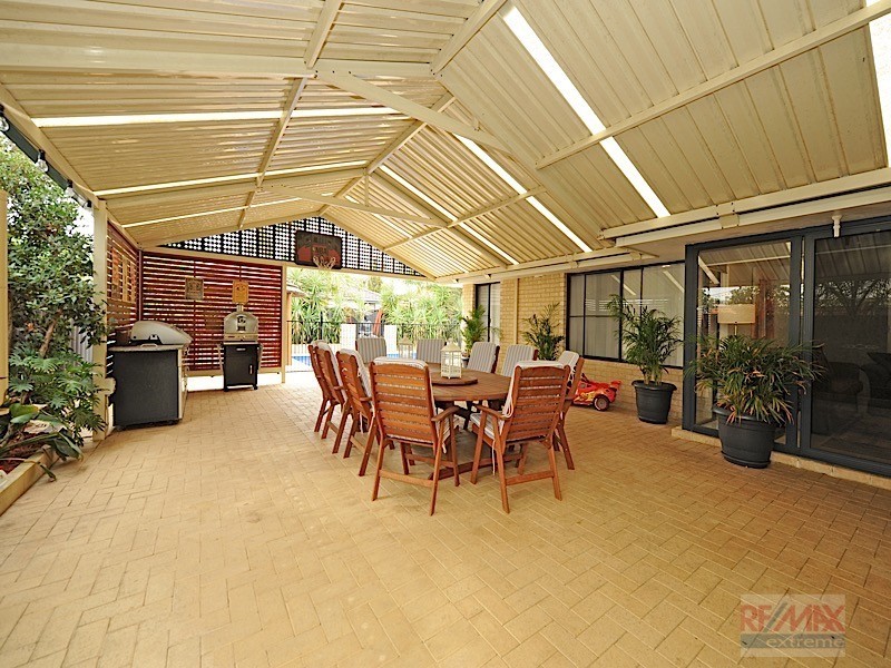 49 Houghton Drive*, Carramar WA 6031