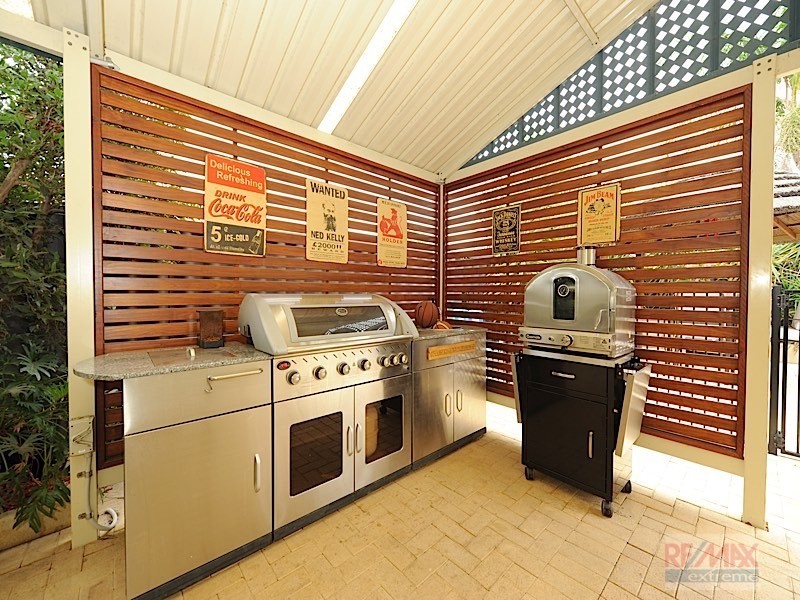 49 Houghton Drive*, Carramar WA 6031