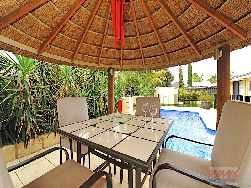 49 Houghton Drive*, Carramar WA 6031