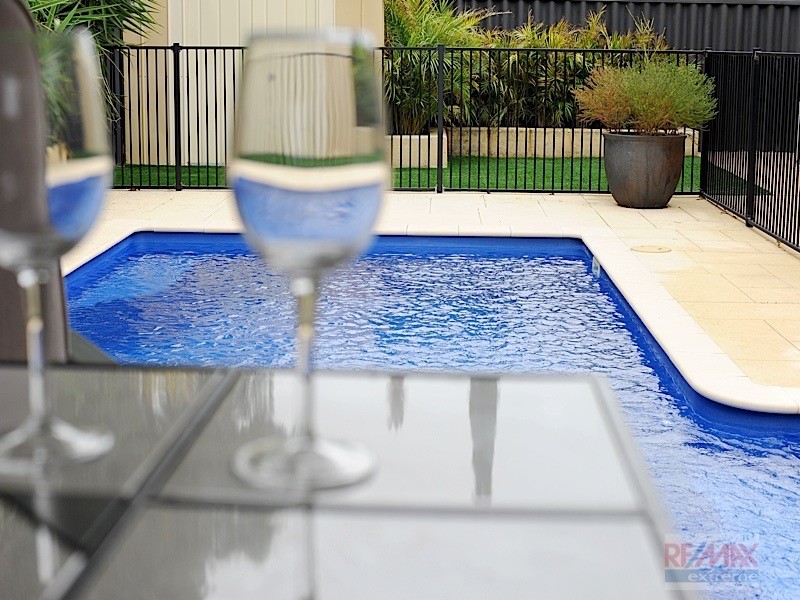 49 Houghton Drive*, Carramar WA 6031