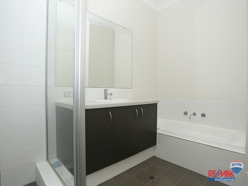 7 Benenden Ave, Butler WA 6036