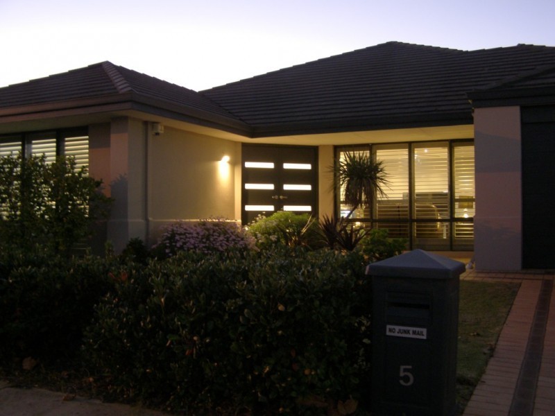 5 Haslingfield Way, Butler WA 6036