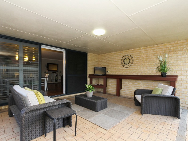 5 Haslingfield Way, Butler WA 6036