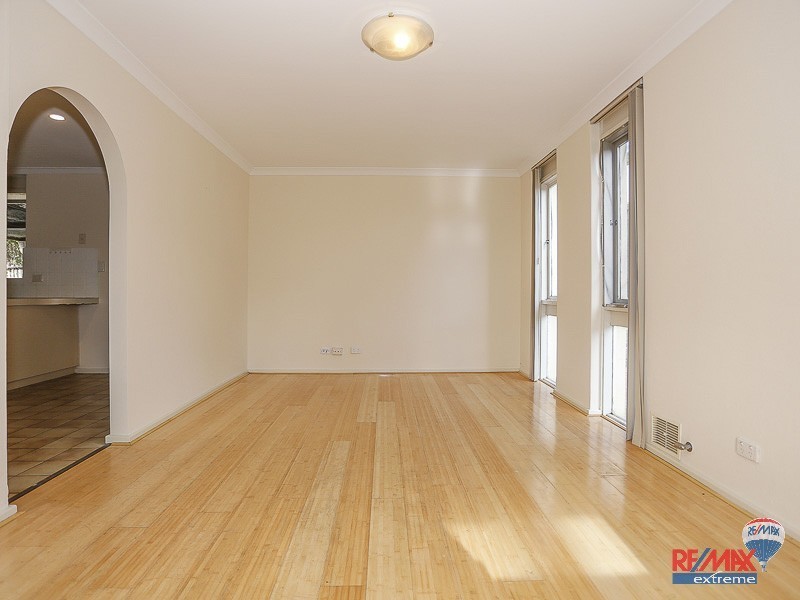 9 Wykes Court, Wanneroo WA 6065