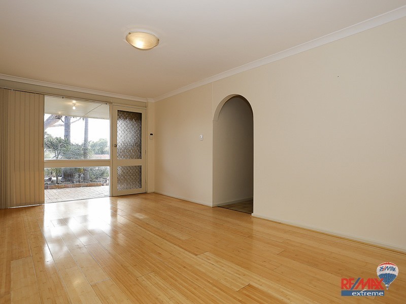 9 Wykes Court, Wanneroo WA 6065