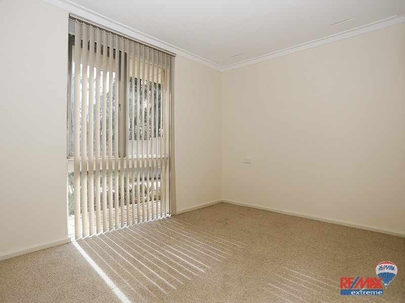 9 Wykes Court, Wanneroo WA 6065