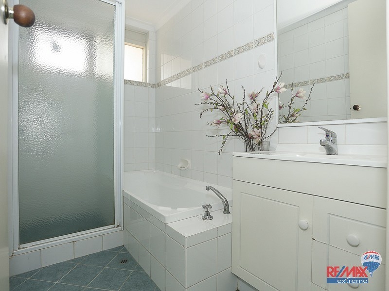 9 Wykes Court, Wanneroo WA 6065