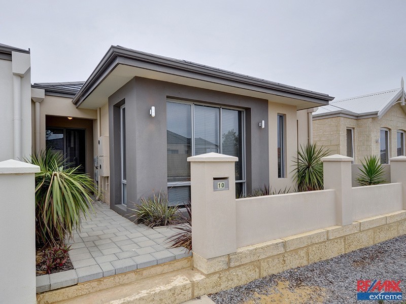 10 Portsalon Parkway, Butler WA 6036