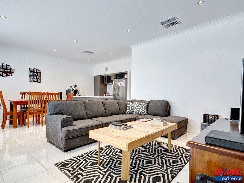 10 Portsalon Parkway, Butler WA 6036