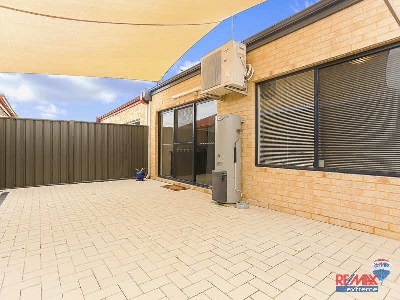 30 Sawtooth Bend, Banksia Grove WA 6031