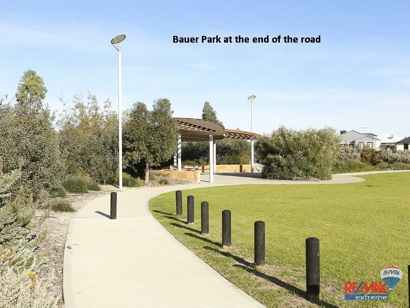 30 Sawtooth Bend, Banksia Grove WA 6031