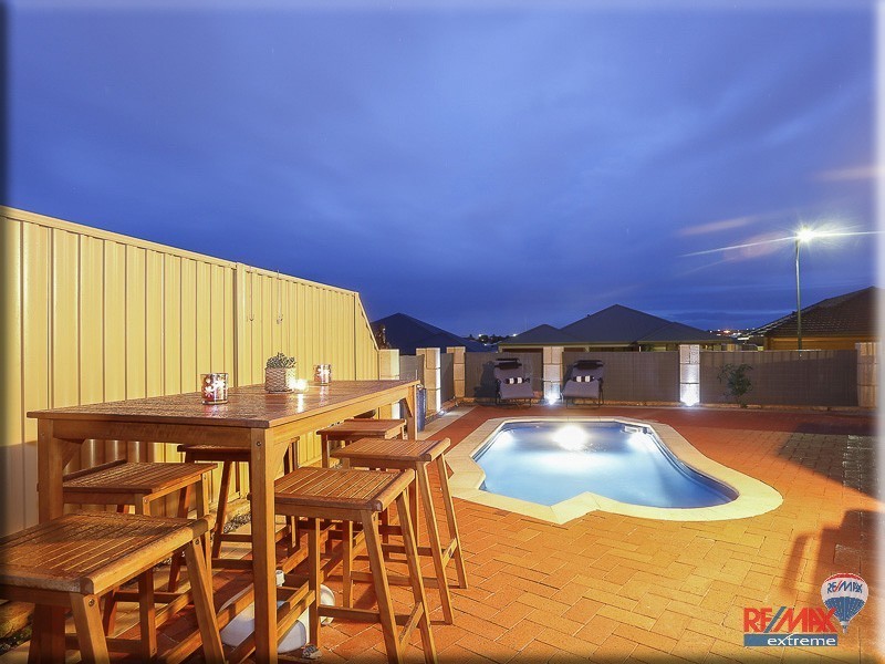 22 Vanderlin Crescent, Ridgewood WA 6030