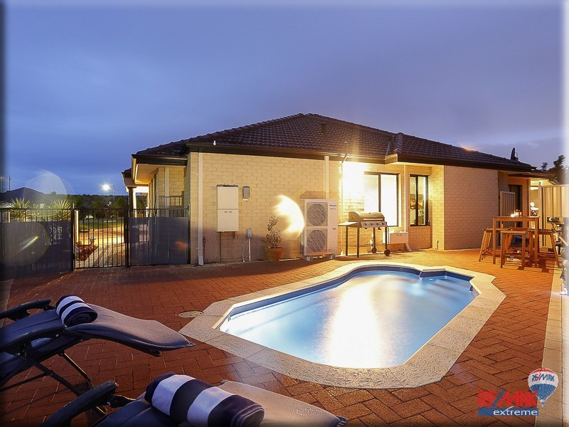 22 Vanderlin Crescent, Ridgewood WA 6030