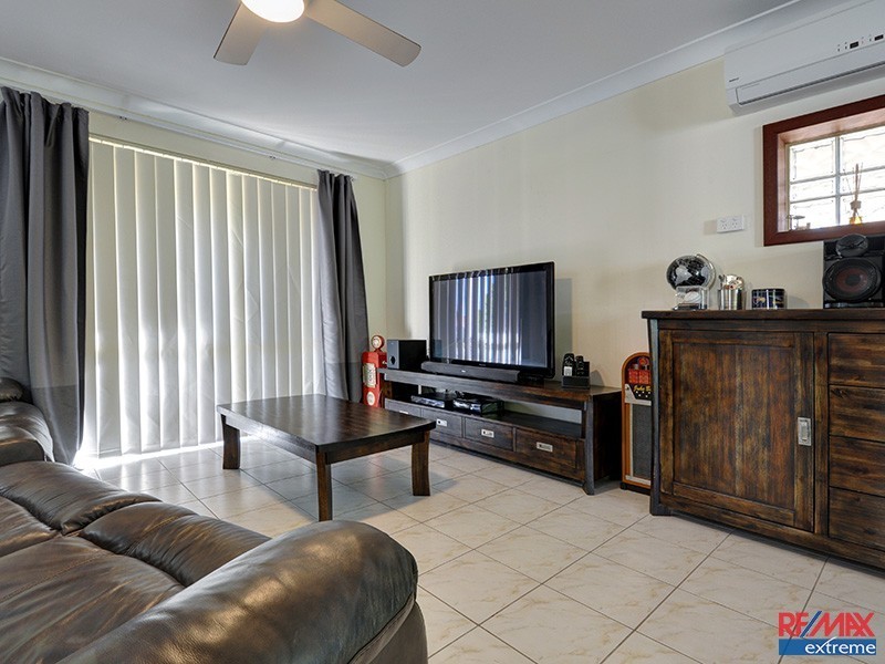 21B Kearney Mews, Marangaroo WA 6064