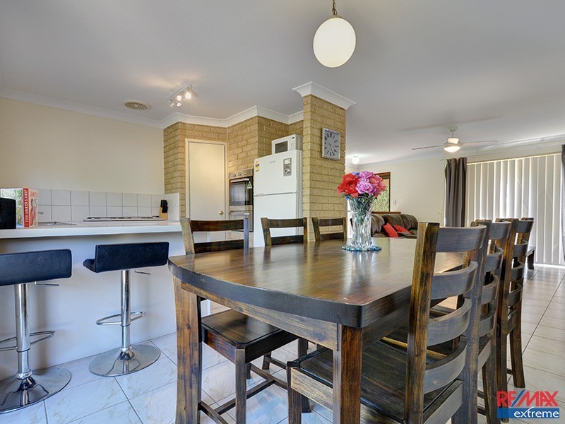 21B Kearney Mews, Marangaroo WA 6064