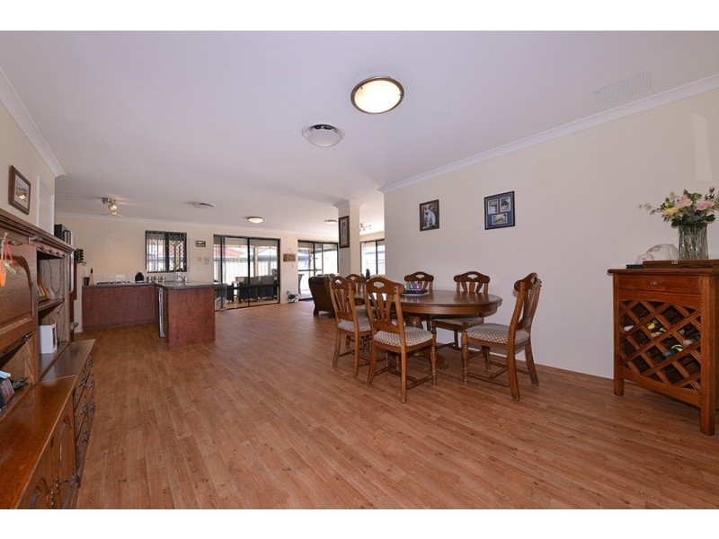 31 Bonnievale Tce*, Wanneroo WA 6065