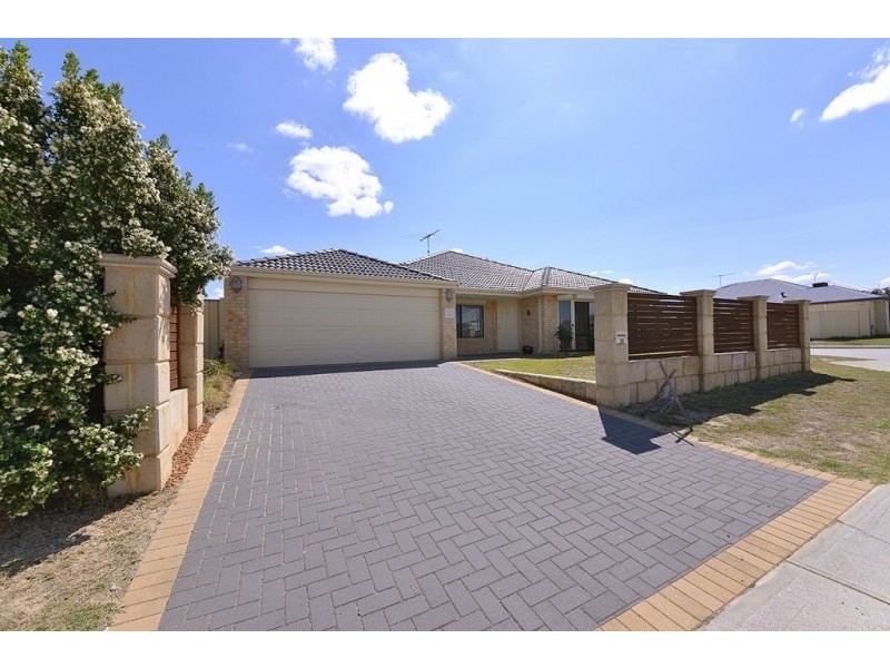 31 Bonnievale Tce*, Wanneroo WA 6065