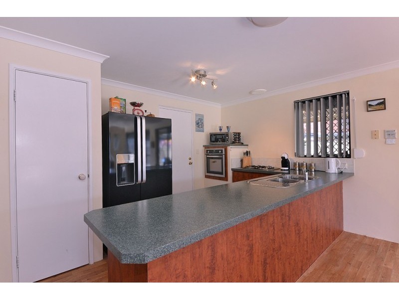 31 Bonnievale Tce*, Wanneroo WA 6065