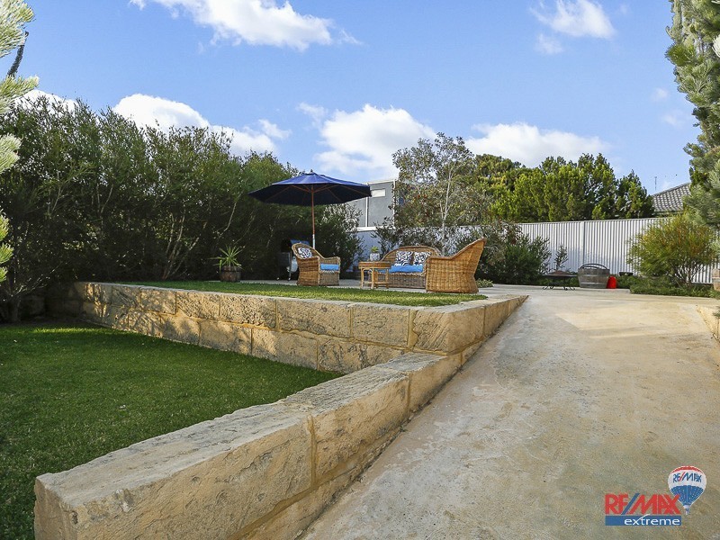 10 Galleon Place, Yanchep WA 6035