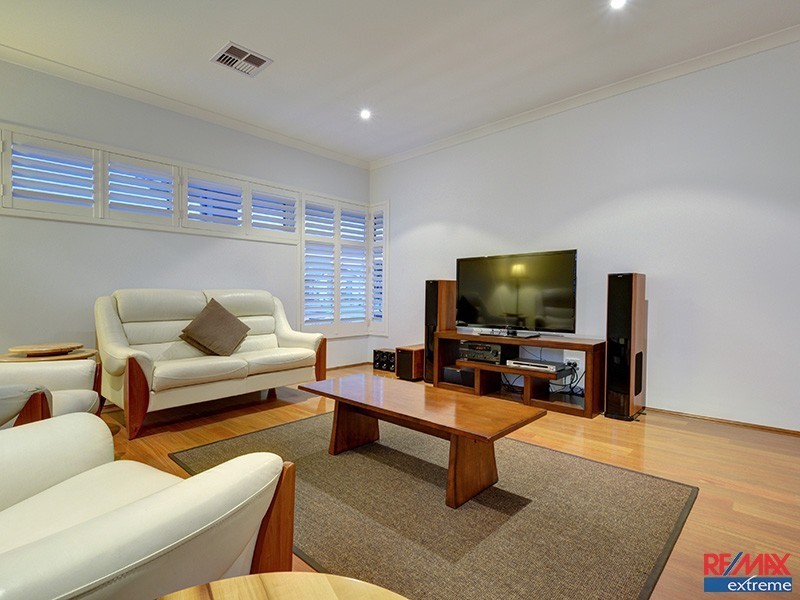 35 Benfleet Drive, Butler WA 6036