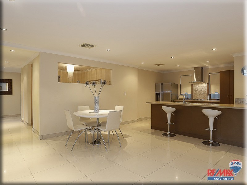 1 Helmsdale Loop, Butler WA 6036