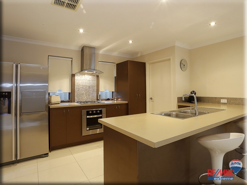 1 Helmsdale Loop, Butler WA 6036