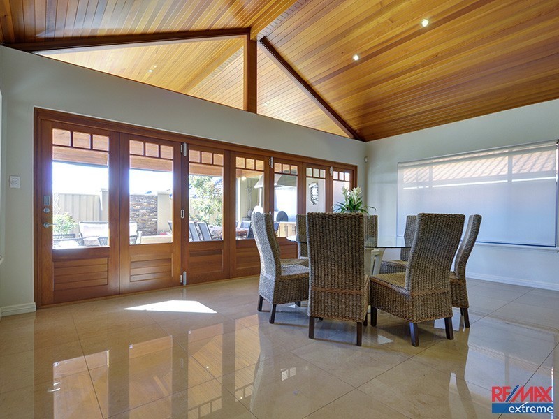 12 Balikpapan Avenue, Dianella WA 6059